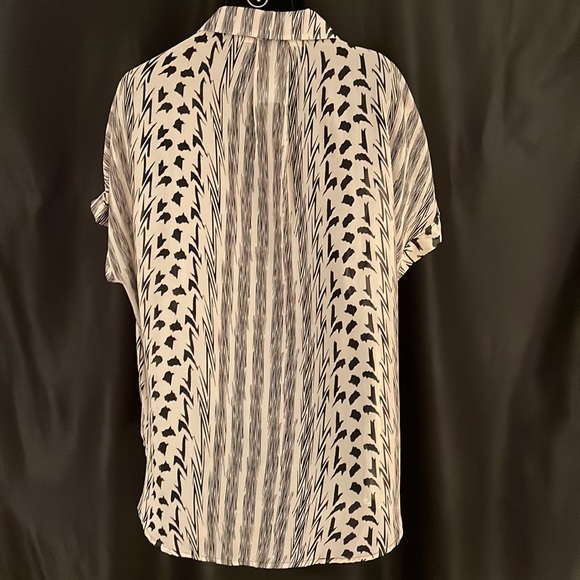 Mendocino button up blouse sheer with cut outs on short sleeves Sz M - Picture 6 of 8